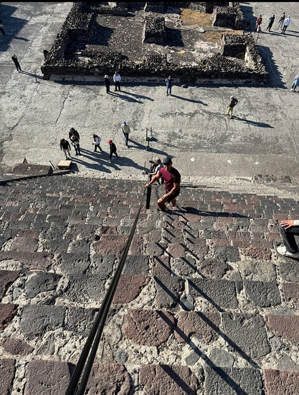 Climbing the Teotihuacan Pyramids